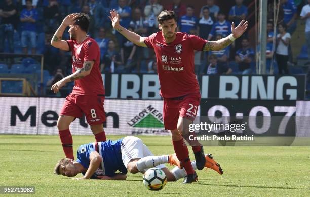 Luca Ceppitelli of Cagliari and Karol Linetty of Sampdoria during the serie A match between UC Sampdoria and Cagliari Calcio at Stadio Luigi Ferraris...