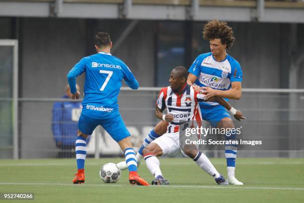 Youness Mokhtar of PEC Zwolle, Eyong Enoh of Willem II, Philippe Sandler of PEC Zwolle during the Dutch Eredivisie match between PEC Zwolle v Willem...