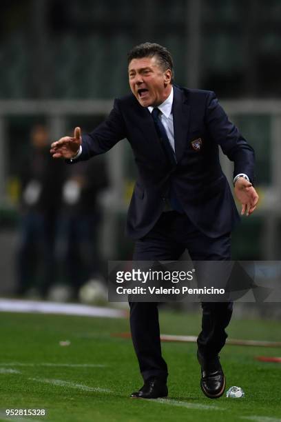 Torino FC head coach Walter Mazzari shouts to his players during the Serie A match between Torino FC and SS Lazio at Stadio Olimpico di Torino on...
