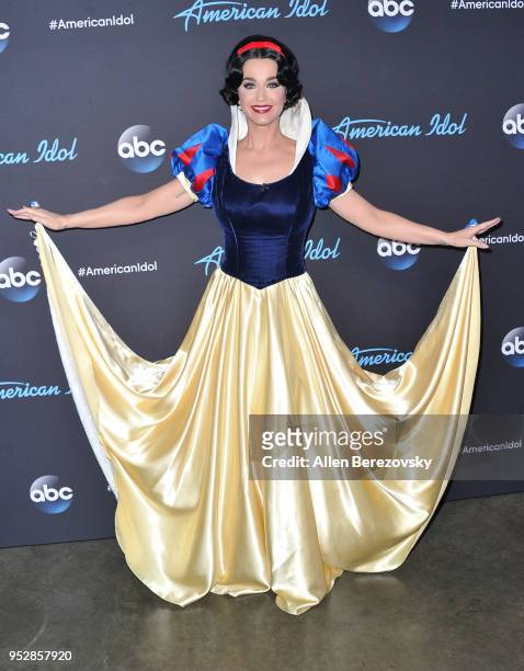 Singer/Judge Katy Perry arrives at ABC's "American Idol" show on April 29, 2018 in Los Angeles, California.
