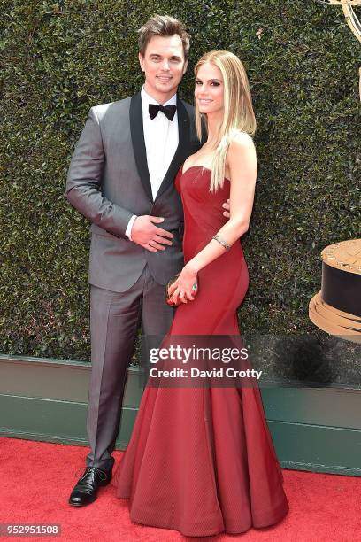 Darin Brooks and Kelly Kruger attend the 2018 Daytime Emmy Awards Arrivals at Pasadena Civic Auditorium on April 29, 2018 in Pasadena, California.