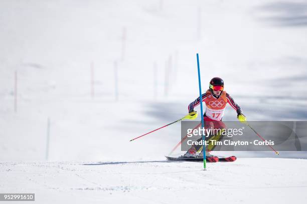 Erin Mielzynski of Canada in action during the Alpine Skiing - Ladies' Slalom competition at Yongpyong Alpine Centre on February 16, 2018 in...