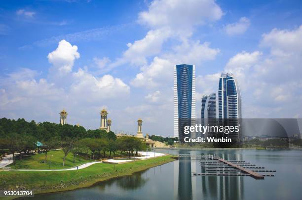 putrajaya, malaysia - プトラジャヤ ストックフォトと画像