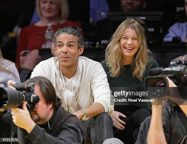 Ellen Pompeo and Chris Ivery attend a game between the Cleveland Cavaliers and the Los Angeles Lakers at Staples Center on December 25, 2009 in Los...