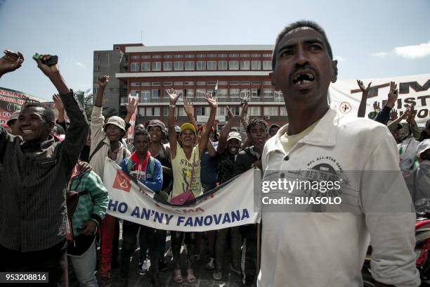 Opposition activists and supporters protest in front of the Ministry of Agriculture asking employees to lay down work during an anti-government...