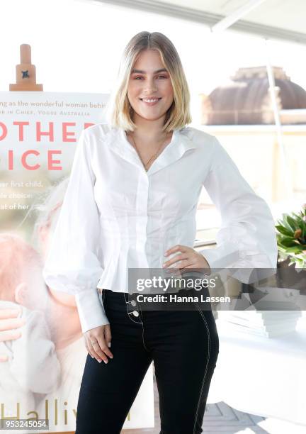 Carissa Walford attends the launch of Elle Halliwelll's book 'A Mother's Choice' on May 1, 2018 in Sydney, Australia.