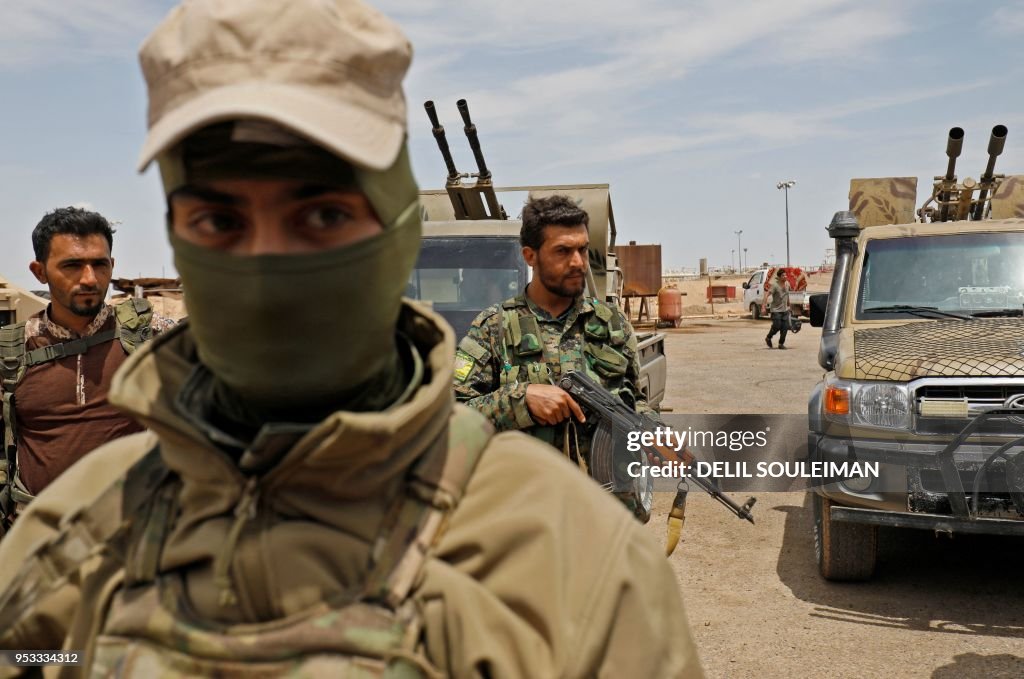 TOPSHOT-Syria-conflict-SYRIA-CONFLICT-KURDS