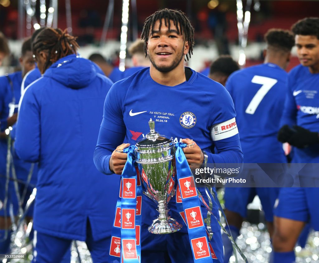 Arsenal v Chelsea - FA Youth Cup Final: Second Leg