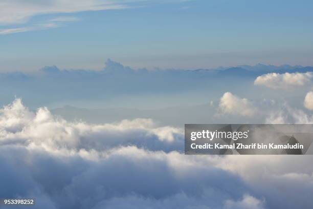 southern japanese alps from mt fuji - kamal zharif stockfoto's en -beelden