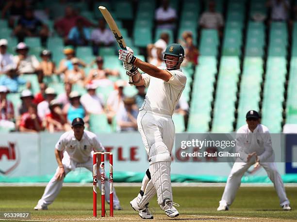 Graeme Smith of South Africa hits out during day one of the second test match between South Africa and England at Kingsmead Stadium on December 26,...