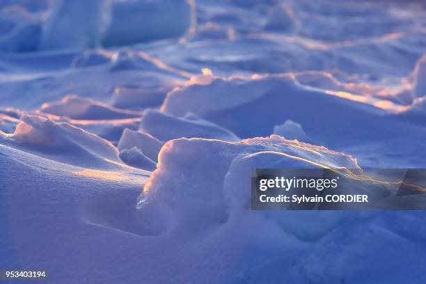 Banquise. Iles de la Madeleine. Lever de sleil Ice floe. Magdalen islands Canada.