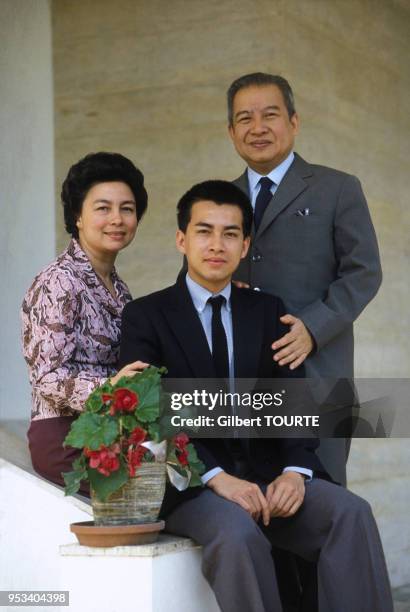 Norodom Sihanouk en famille chez lui à Mougins en aout 1981, France.