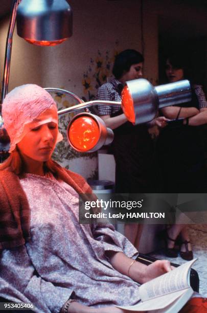 Lampe de bronzage UV dans un institut de beauté à Londres, Royaume-Uni.