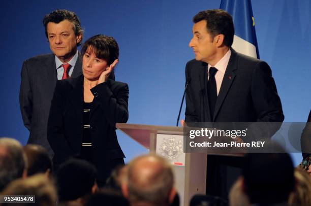 Le président de la république a présenté uen nouvelle politique pour les banlieues à Paris le 8 février 2008, France.