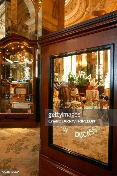Principality of Monaco: the great French chef Alain DUCASSE's Monacan restaurant, Le Louix XV, in Monte-Carlo. Principauté de Monaco: le restaurant...