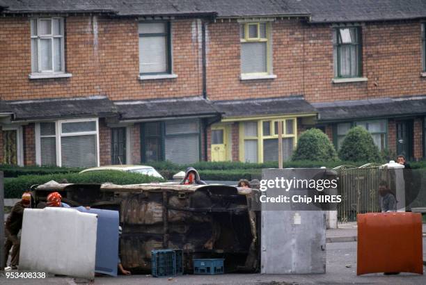 Barricades lors des émeutes en 1981 à Belfast en Irlande du Nord.