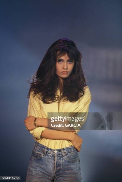 Adeline Blondieau, ex Adeline Hallyday, lorsd'une émission de télévision en septembre 1991 à Paris, France.