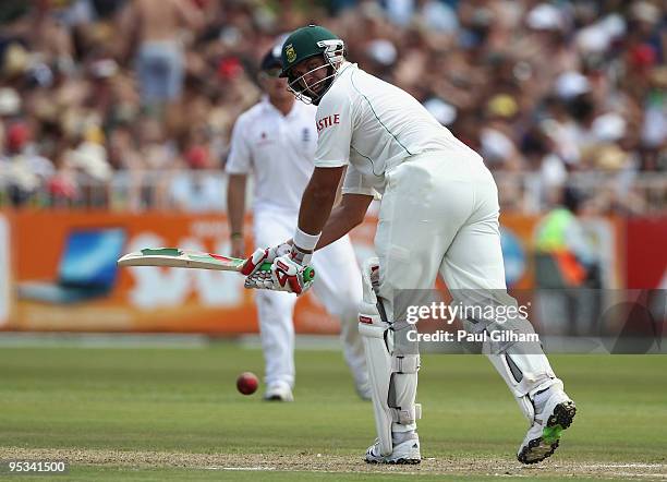 Jacques Kallis of South Africa hits out during day one of the second test match between South Africa and England at Kingsmead Stadium on December 26,...