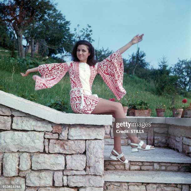 Portrait de la chanteuse et actrice italienne Gigliola Cinquetti dans les années 60. Circa 1960.