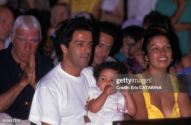 Charles Gérard au baptême de Myriam la fille de Chico, membre des Gipsy Kings en juillet 1990, France.
