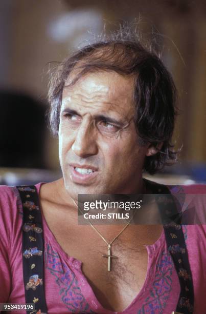 Portrait du chanteur italien Adriano Celentano dans les années 70, Italie.