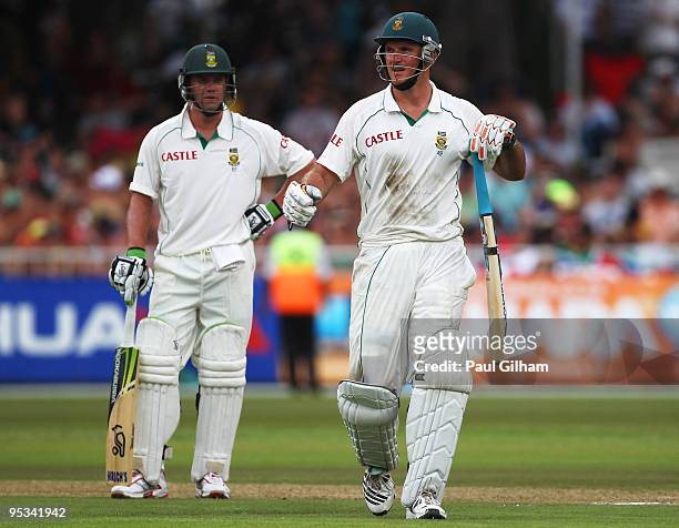 Graeme Smith of South Africa looks dejected as he walks off after being run out by Alastair Cook of England during day one of the second test match...