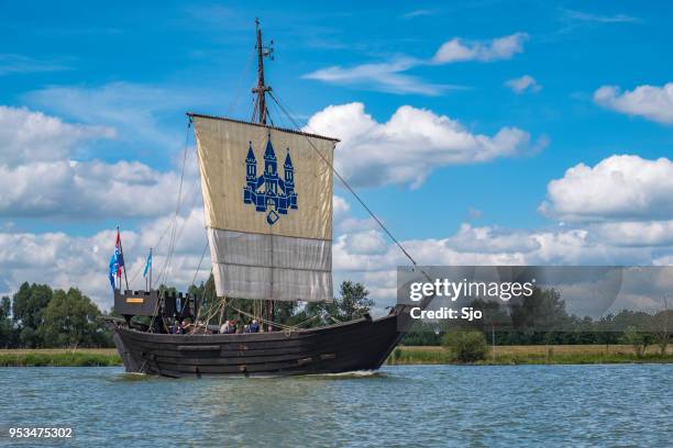 kamper kogge, 14th century hanseatic trading ship sailing at the river ijssel - ijssel stock pictures, royalty-free photos & images