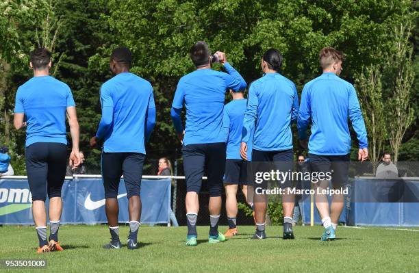 Mathew Leckie, Salomon Kalou, Vedad Ibisevic, Karim Rekik and Peter Pekarik of Hertha BSC during the training at Schenkendorfplatz on May 1, 2018 in...