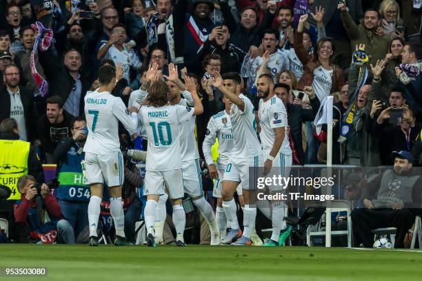 The players of Real Madrid celebrates after scoring 1:1 during the UEFA Champions League Semi Final Second Leg match between Real Madrid and Bayern...