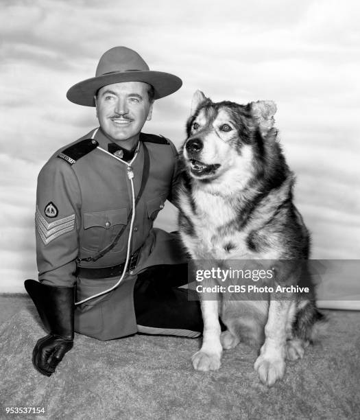 Portrait of Dick Simmons / aka: Richard Simmons and Yukon King . The CBS television adventure drama series, Sergeant Preston of The Yukon. Los...