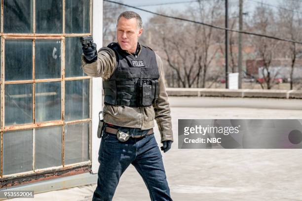Homecoming" Episode 522 -- Pictured: Jason Beghe as Hank Voight --