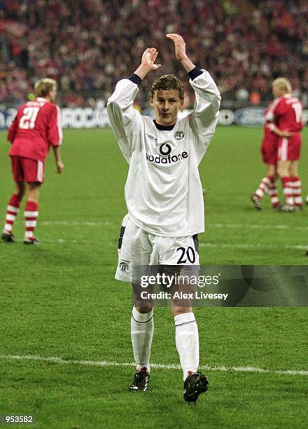 Ole Gunnar Solskjaer of Manchester United applauds the fans after the UEFA Champions League quarter-finals second leg match against Bayern Munich...