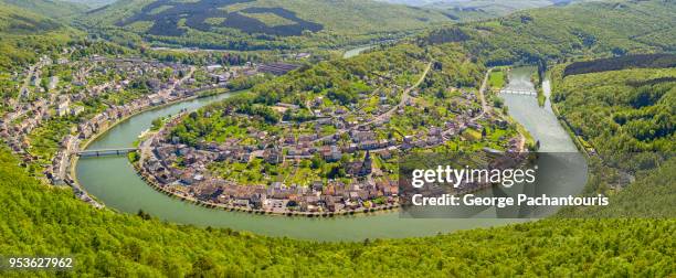 village on the river meuse in the ardennes - meuse river 個照片及圖片檔