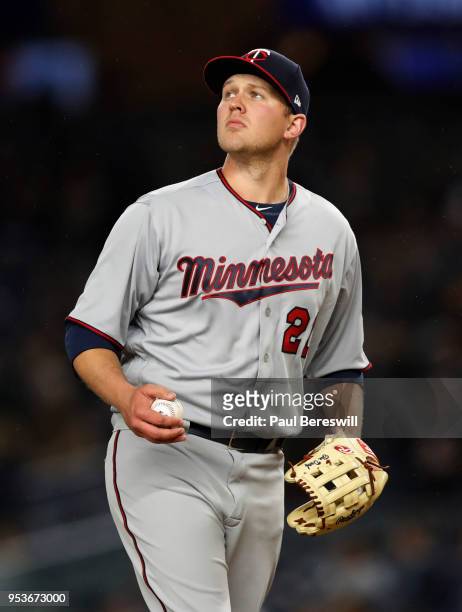 Pitcher Tyler Duffey of the Minnesota Twins looks back in an MLB baseball game against the New York Yankees on April 24, 2018 at Yankee Stadium in...
