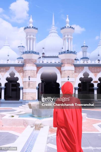 masjid jamek, kuala lumpur, malaysia - masjid jamek stockfoto's en -beelden