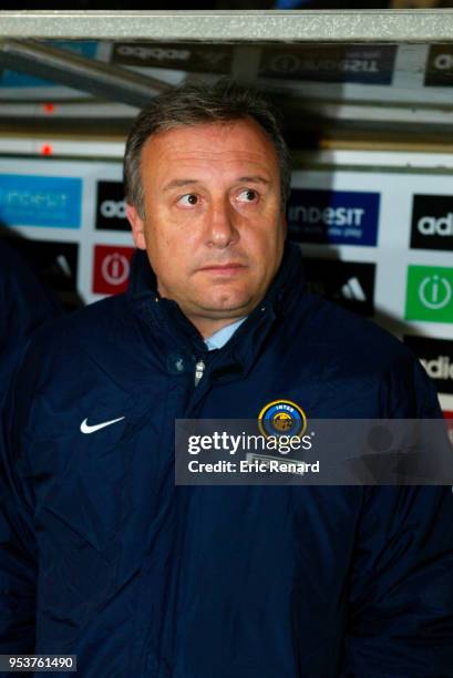 Alberto Zaccheroni head coach of Inter during the UEFA Cup Quarter Final First Leg match between Marseille and Inter at Velodrome Stadium, Marseille,...