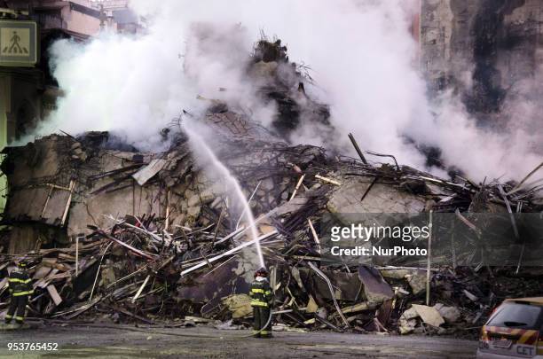 Store building collpsed in Sao Paulo, Brazil after huge fire and 44 people are still missing on 2nd May 2018. Around 24 hours after extinguishing the...