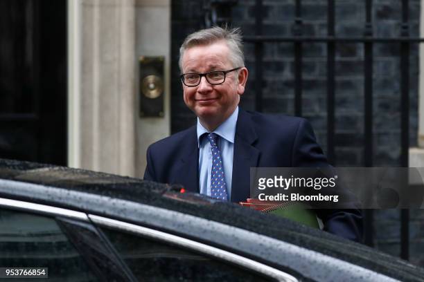 Michael Gove, U.K. Environment secretary, arrives for a meeting of the Brexit War Cabinet, "The SN" -- for strategy and negotiations --, at number 10...