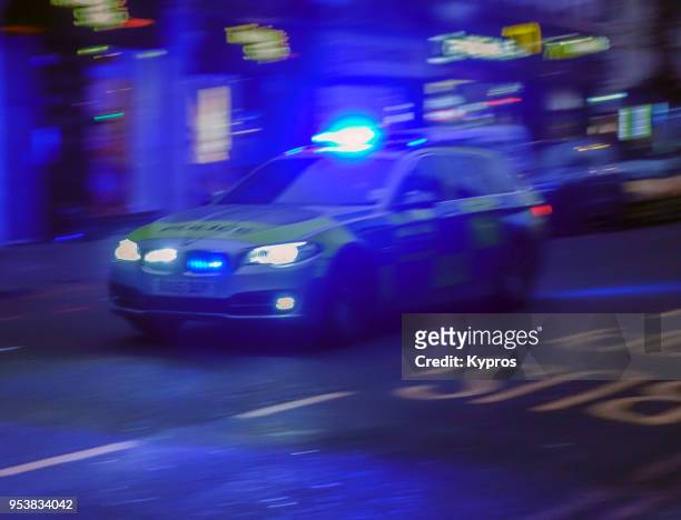 europe, uk, great britain, england, london area, 2018: view of police car - police light stock pictures, royalty-free photos & images