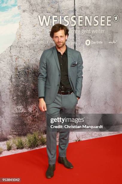 Actor Florian Stetter attends the premiere of the 4th season of the German TV series 'Weissensee' on May 2, 2018 in Berlin, Germany.