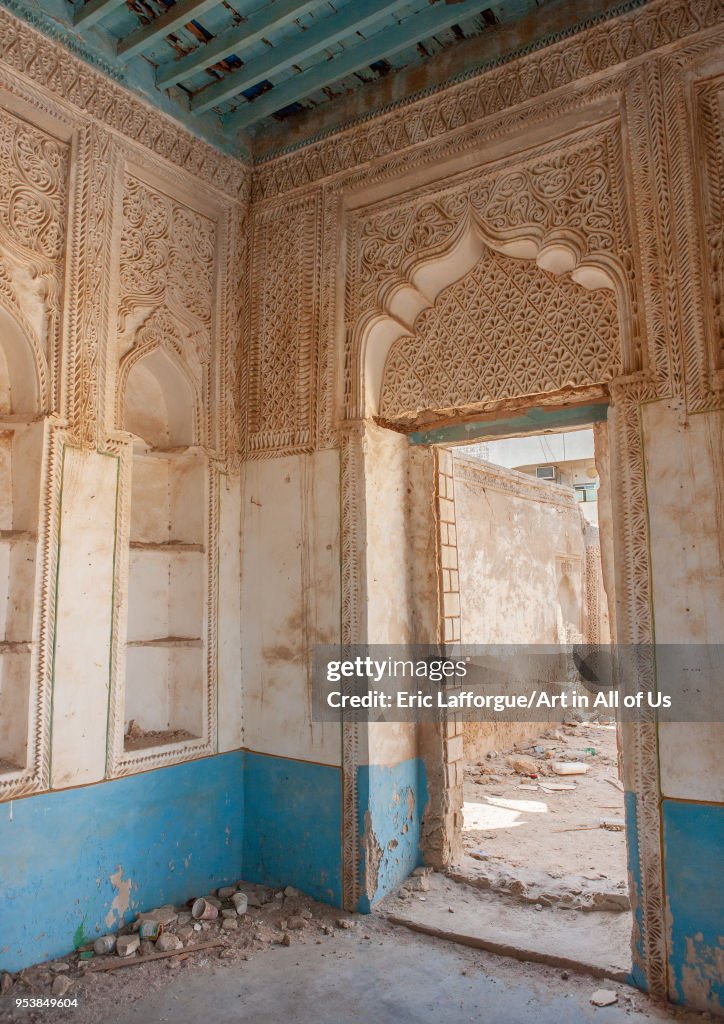 Gypsum decoration of the internal walls of hussein y. al-rifai"u2019s house, Jizan Region, Farasan island, Saudi Arabia...