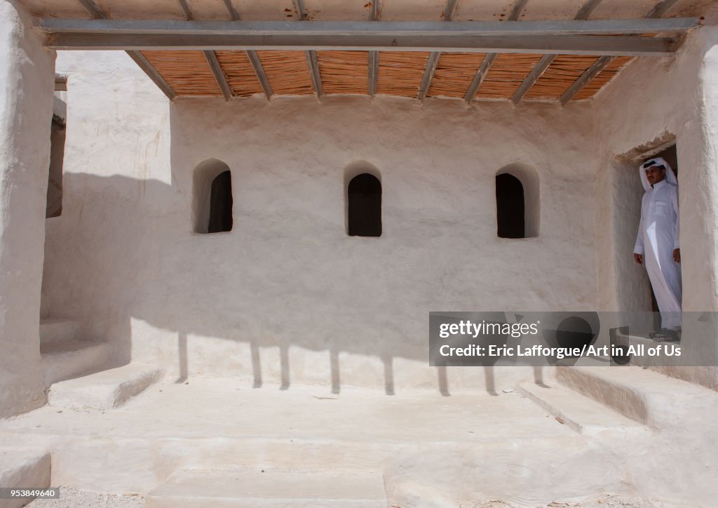 Saudi man in qal"u2019at al-atrak the ottoman castle, Jizan Region, Farasan island, Saudi Arabia...