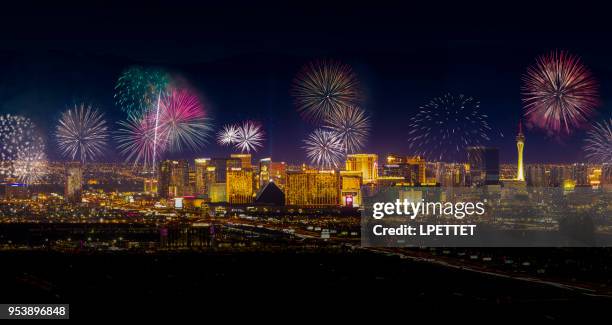 拉斯維加斯煙花爆竹 - las vegas skyline night 個照片及圖片檔