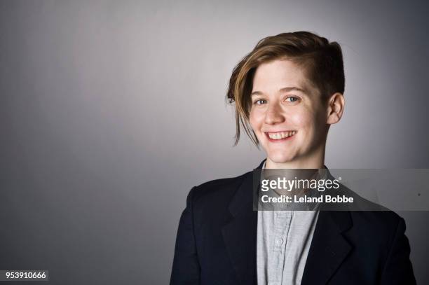 studio portraits of non-binary androgynous looking person - androgyn stock pictures, royalty-free photos & images