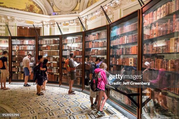 Jeff Library Thomas Jefferson Library Photos and Premium High Res Pictures - Getty ...