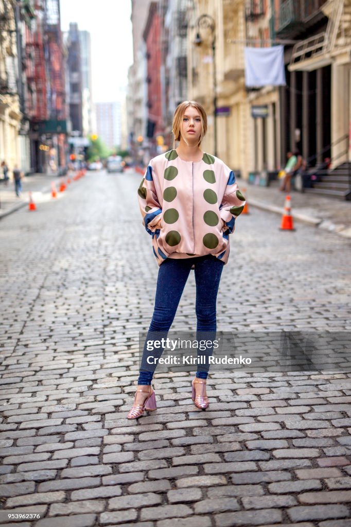 Fashionable woman in the Streets of Soho, New York