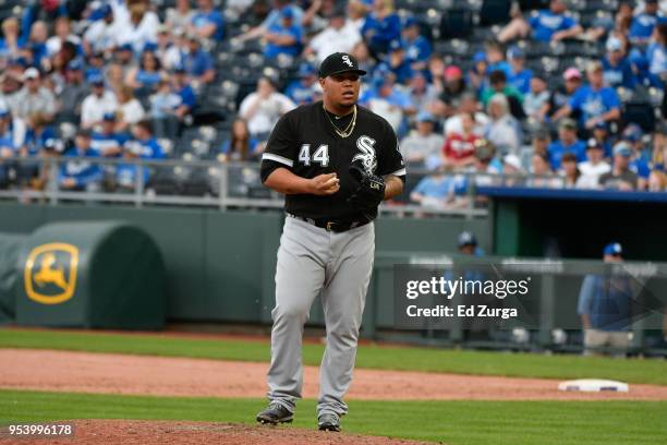 Bruce Rondon of the Chicago White Sox throws against the Kansas City Royals at Kauffman Stadium on April 29, 2018 in Kansas City, Missouri. Bruce...