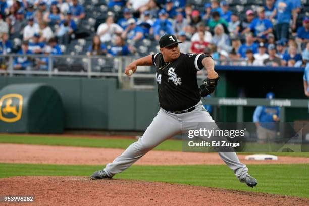 Bruce Rondon of the Chicago White Sox throws against the Kansas City Royals at Kauffman Stadium on April 29, 2018 in Kansas City, Missouri. Bruce...