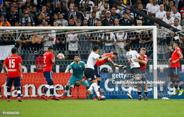 Players of Corinthians of Brazil and of Independiente of Argentina in action during the match for the Copa CONMEBOL Libertadores 2018 at Arena...