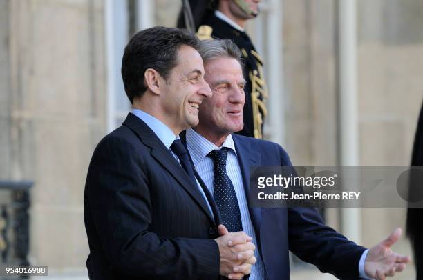 Nicolas Sarkozy reçoit Bernard Kouchner à l'Elysée le 12 décembre à Paris 2007, France.